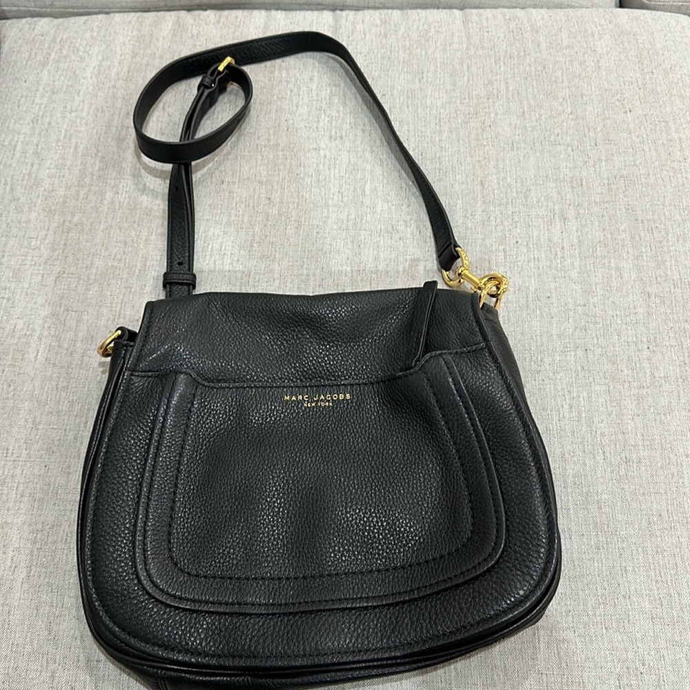 Marc Jacobs black crossbody - perfect condition